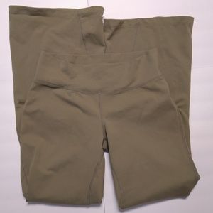 Athleta SP Olive Green Pants Stretch Athleisure Active Mid Rise Comfort